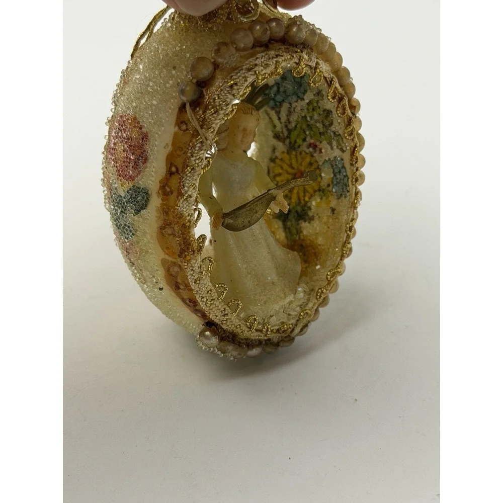 Singing Angels Shadow Box Christmas Tree Ornament VTG  Pearls